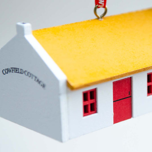 Little Irish Cottage - Decoration