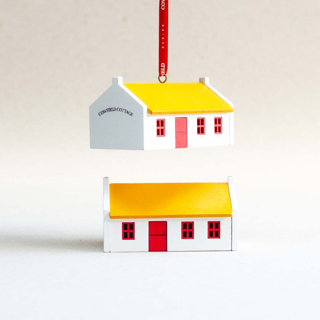 Little Irish Cottage - Decoration