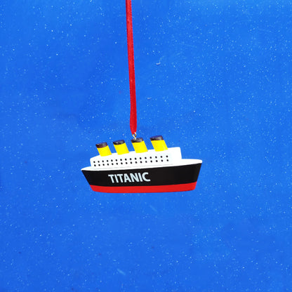 Mini Titanic Model